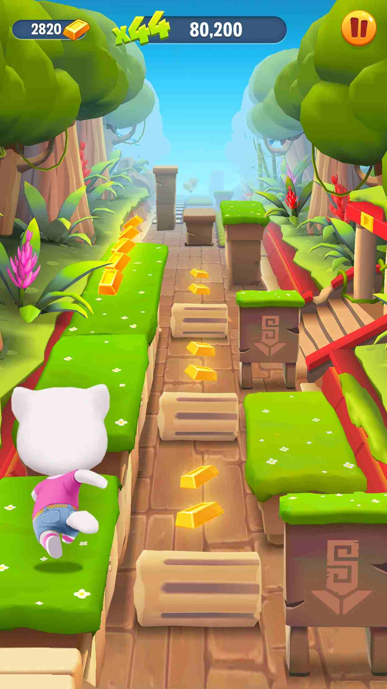 Talking Tom Gold Run mod apk screenshot
