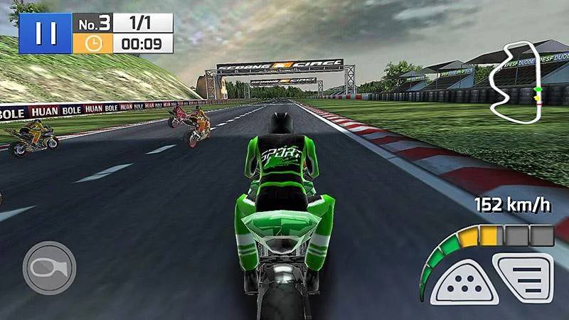 Realistic graphics and vivid sound Real Bike Racing